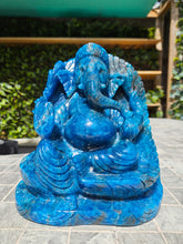 Load image into Gallery viewer, Lord Ganesha in Ashirvad posture Gesture of Blessing Apatite from brazil
