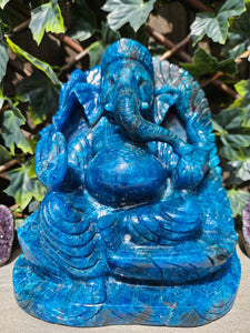 Lord Ganesha in Ashirvad posture Gesture of Blessing Apatite from brazil