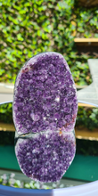 Load image into Gallery viewer, Purple only Amethyst from Uruguay high grade
